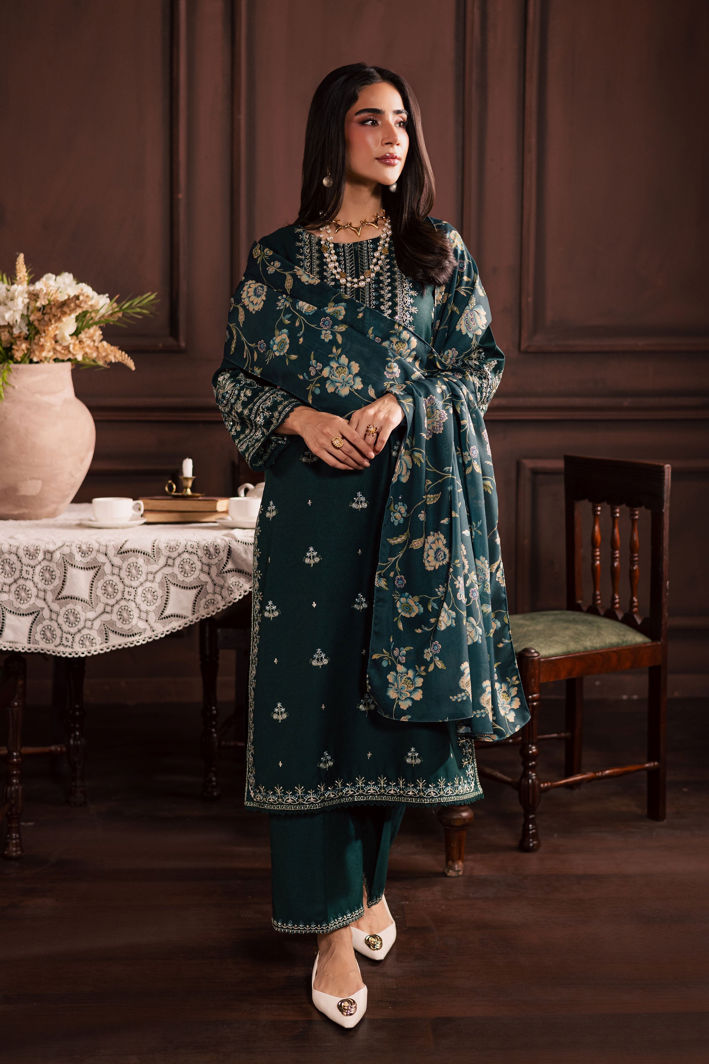 Queen Bee 3Pc Embroidered Dress