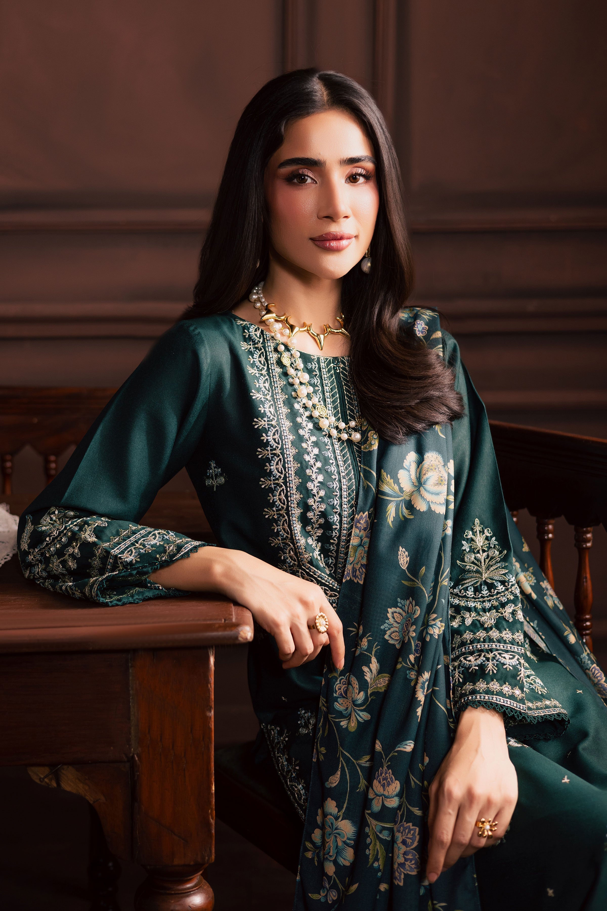 Queen Bee 3Pc Embroidered Dress