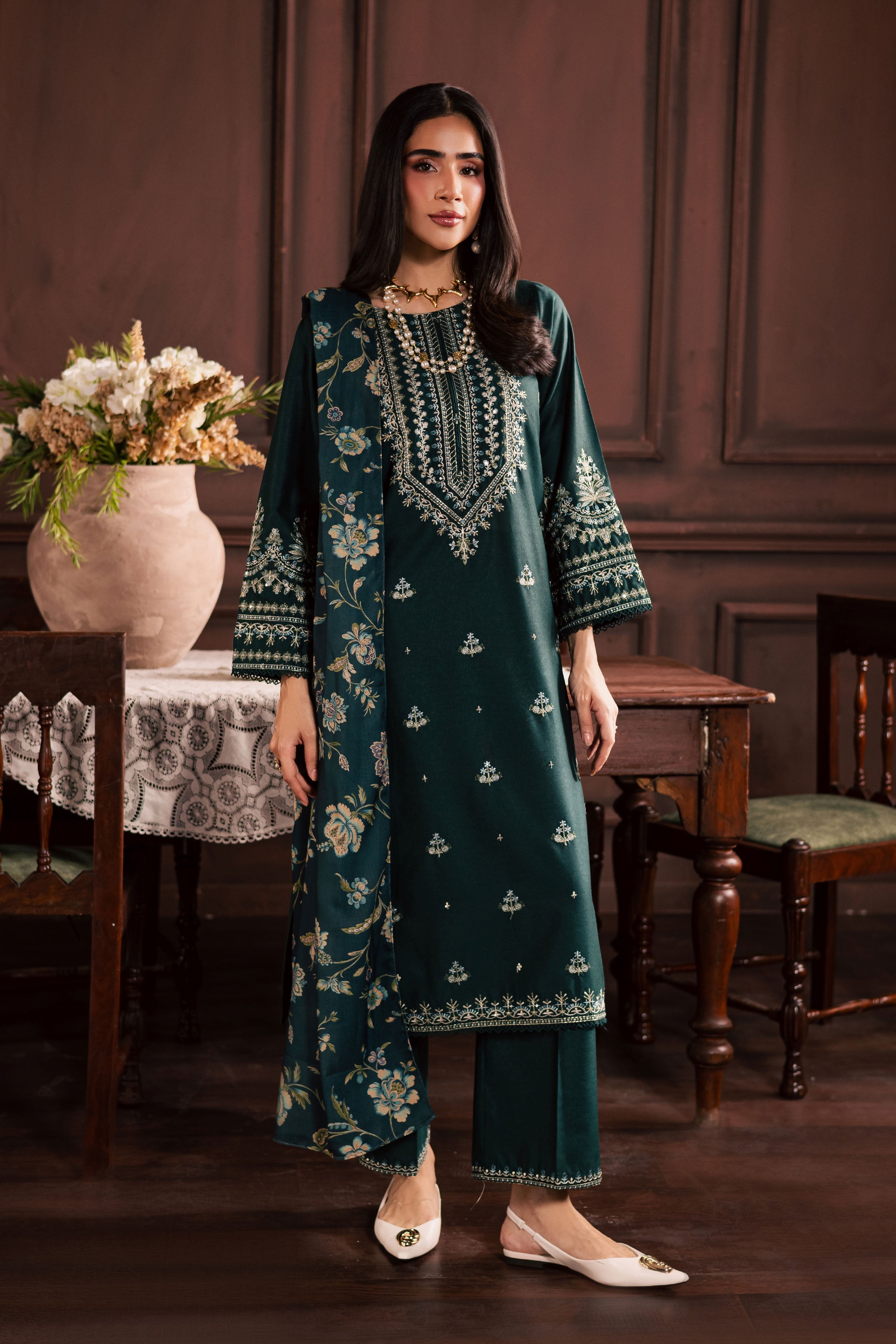 Queen Bee 3Pc Embroidered Dress