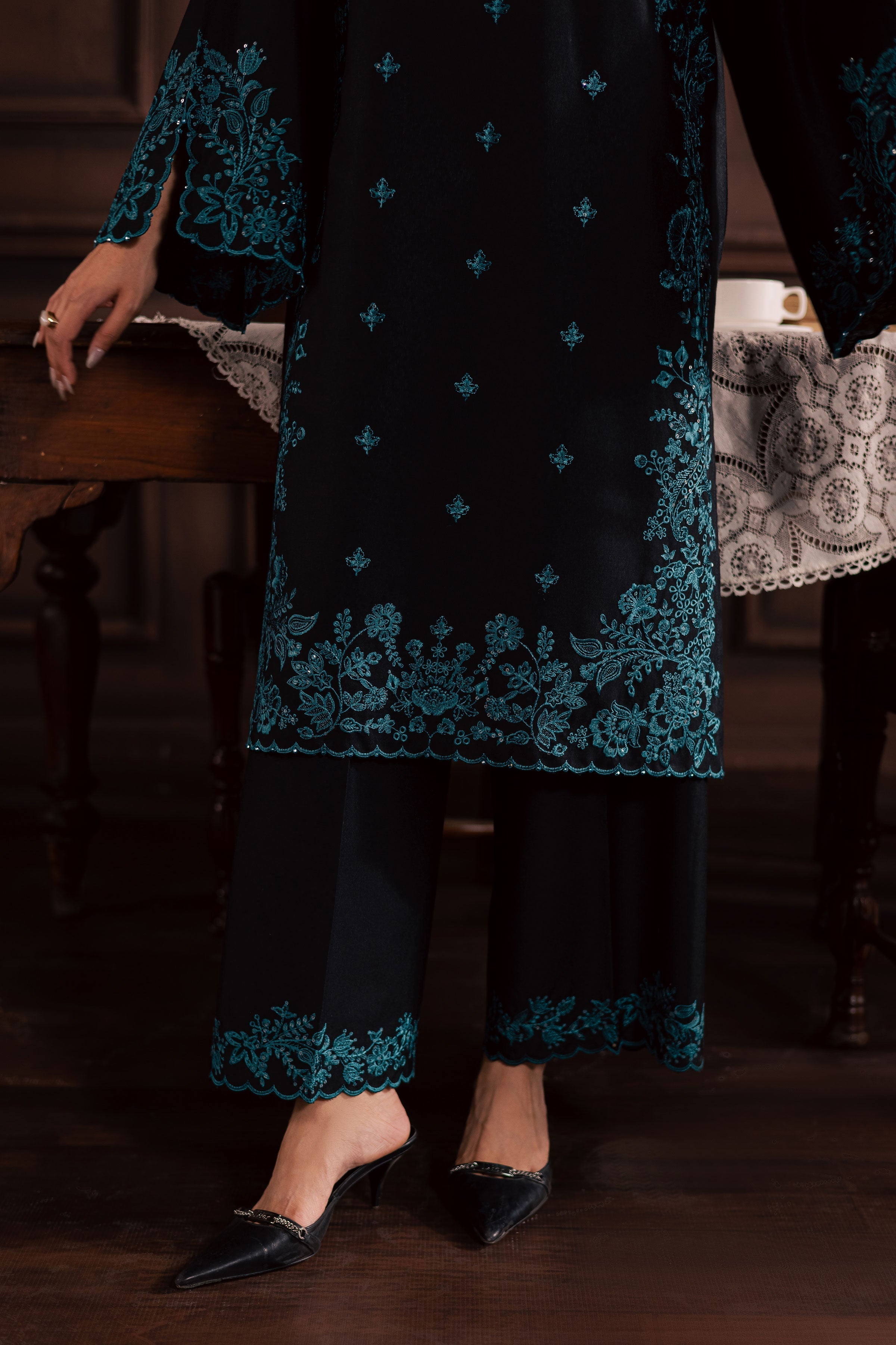 Best Selling - DREAMBOAT 2PC EMBROIDERED DRESS
